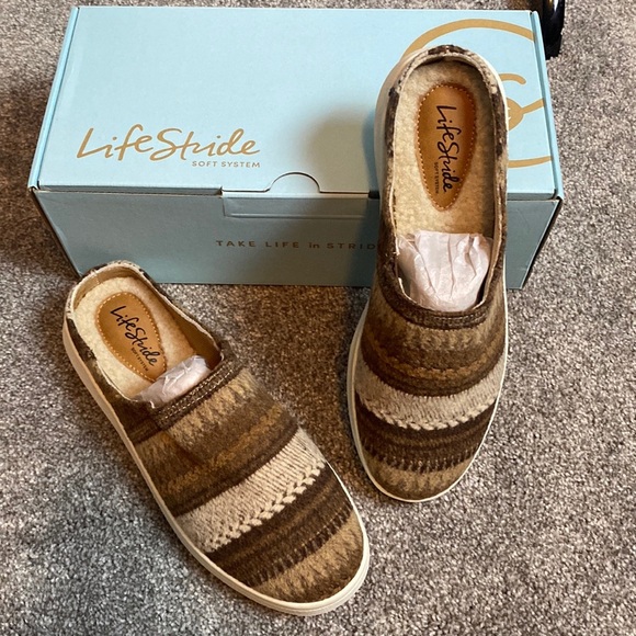 Life Stride Nomad Saddle Multi Comfort Slip On Shoes sz 8.5 M NIB - Picture 1 of 6
